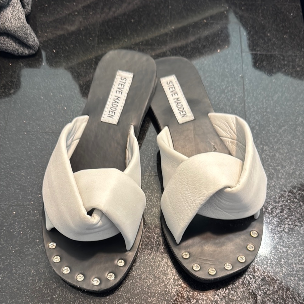 Steve Madden White and Black Sandals with Rhinestone Embellishments